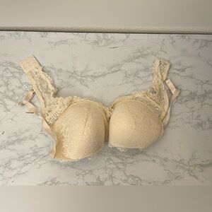 Cato Dreamwear Women’s Cream Lace Bra Size 42C Love Your Curves Padded Lace​